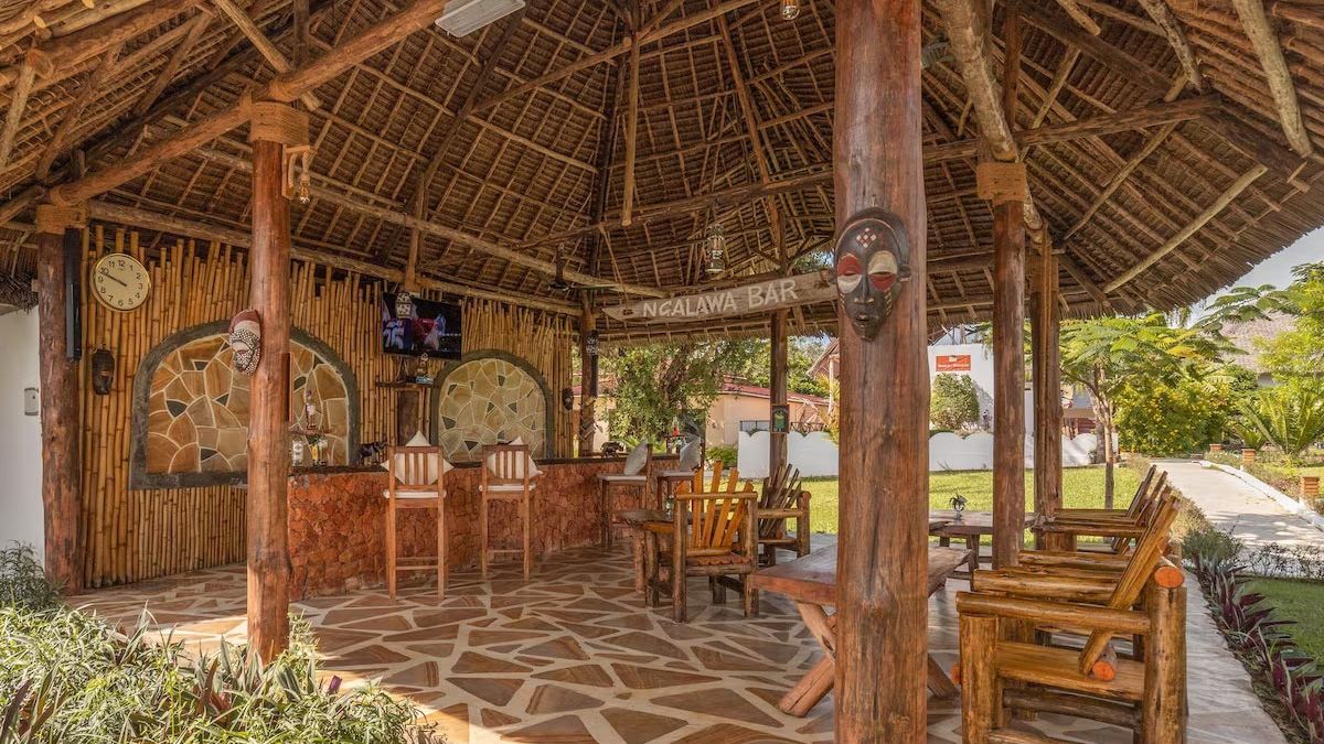 Kiwengwa Beach Resort - bar